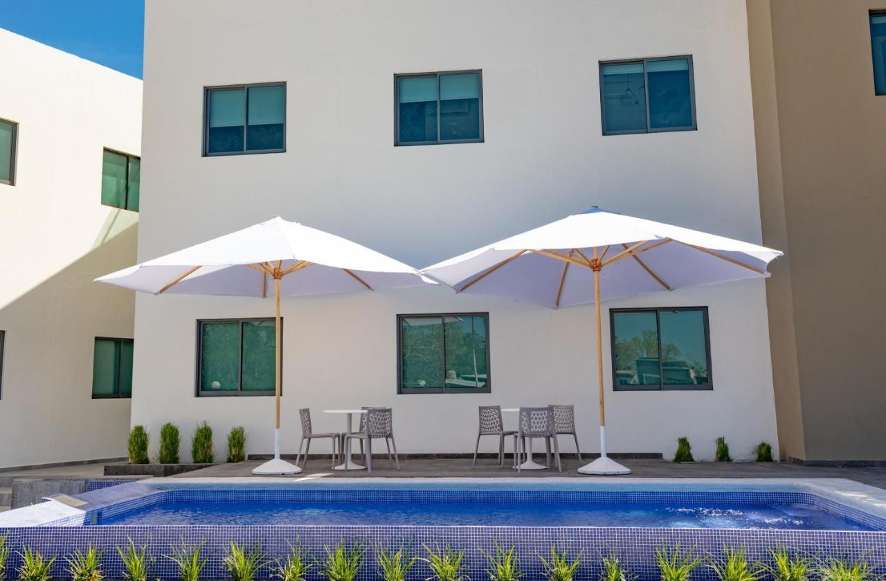 Hm Hotel Express Colima Exterior photo